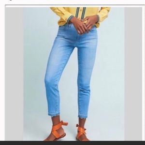 AG Adriano Goldschmied mid rise Stevie Capri jeans raw hem 26